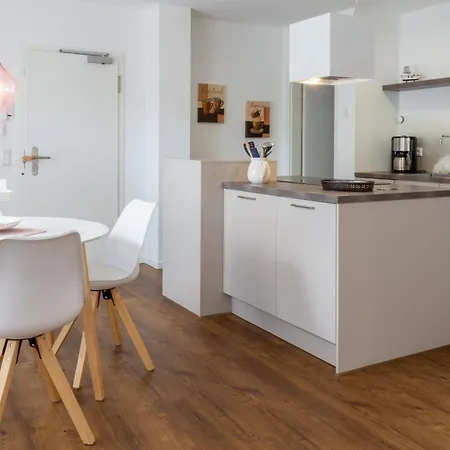 Sterntaucher 02 * פרראו